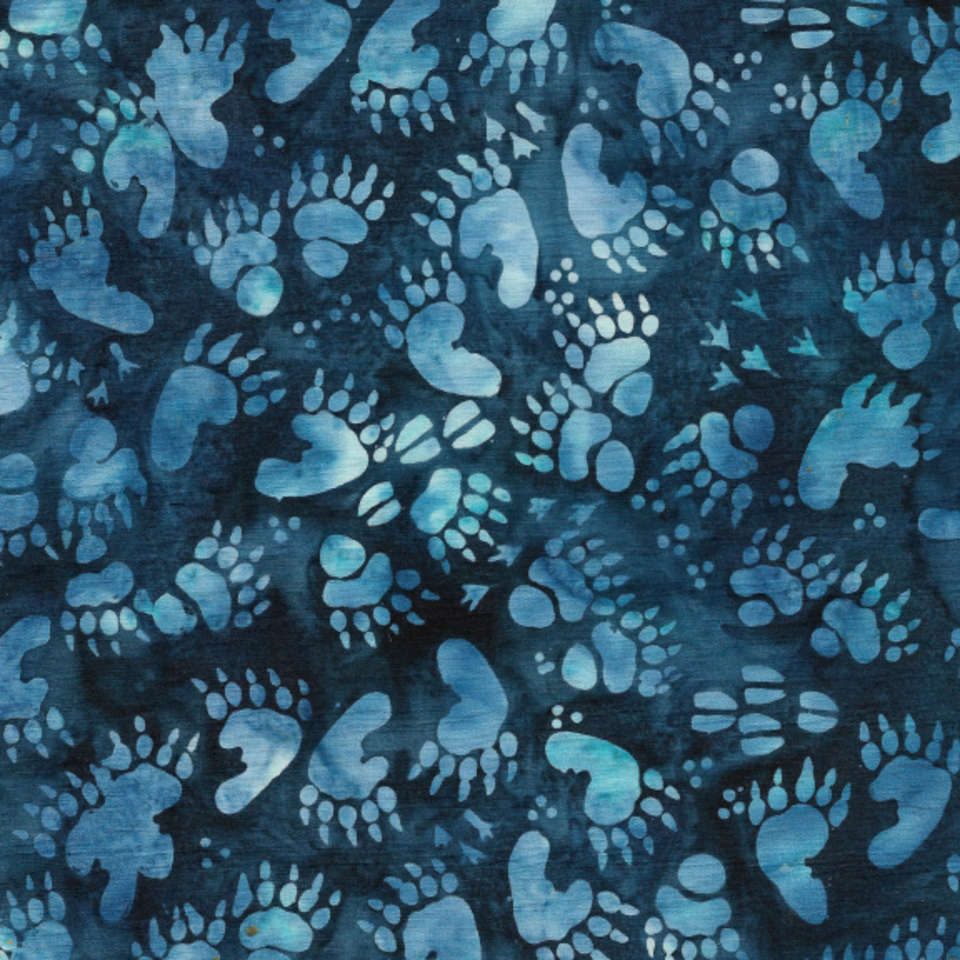 Island Batik - Glacier View - 121909560