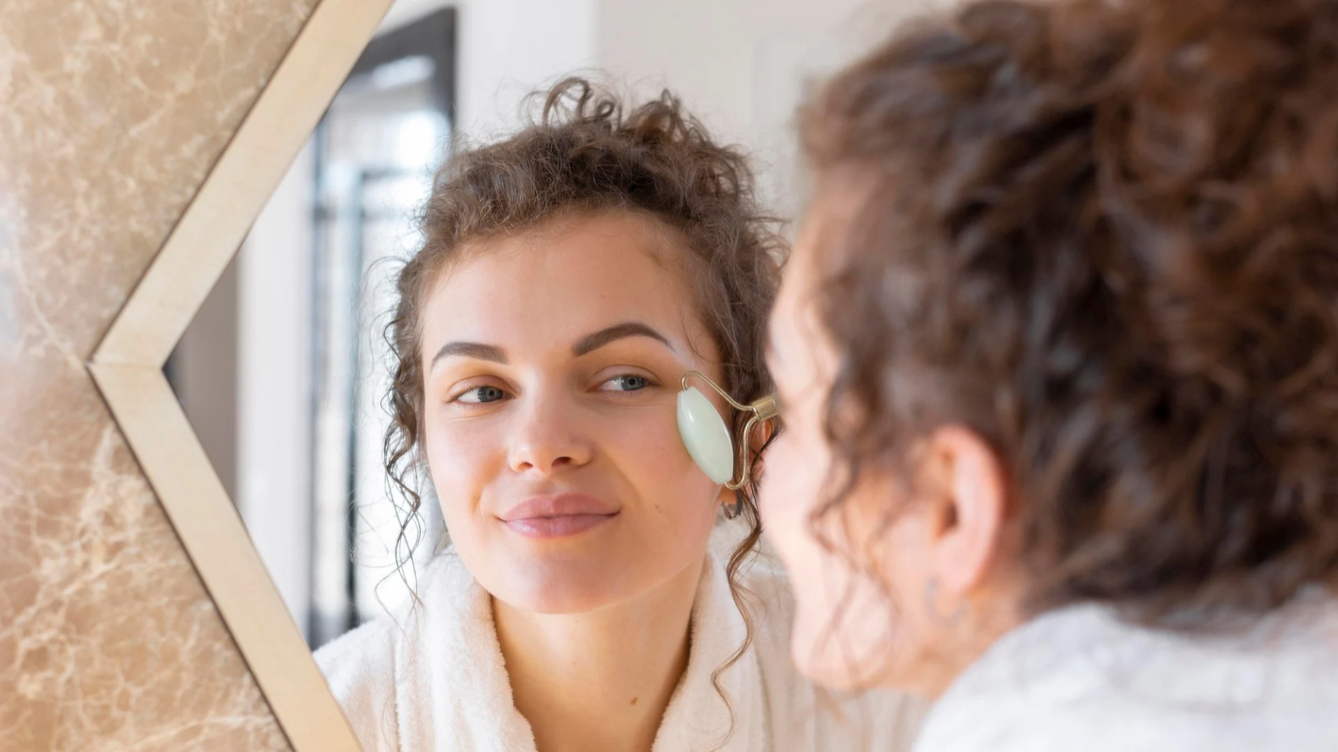 Cómo cuidar tu piel después de una sesión de maquillaje pesado