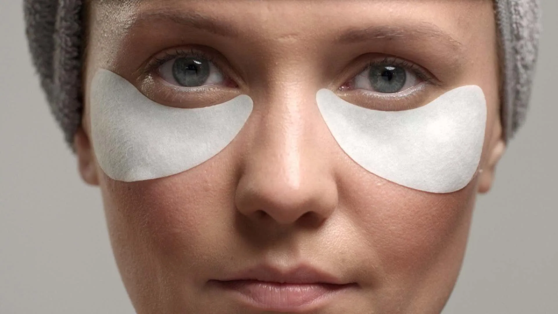 Despídete de las Ojeras y Bolsas: Tu Guía Definitiva para una Mirada Radiante