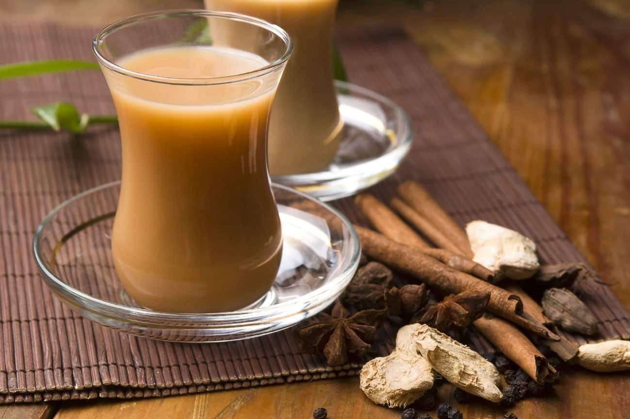Masala_Chai_Recipe_-_Indian_Spiced_Tea-1