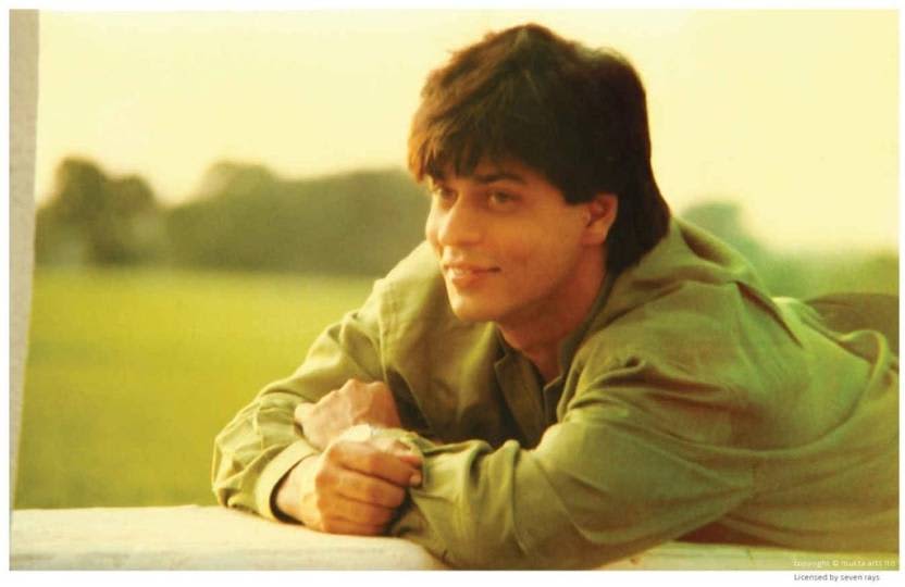 shahrukh-khan-smiling-pardes-sr385-small-original-imadhzcpxcdnw2ay