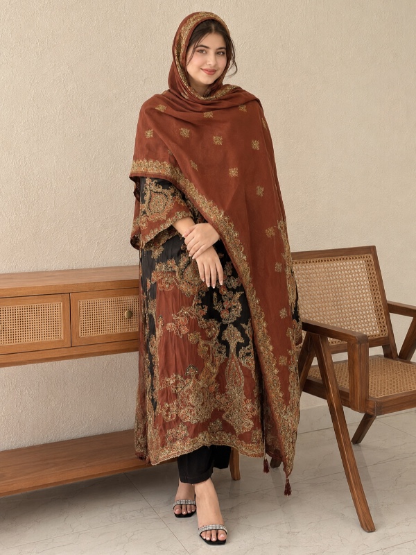 MUSLIN SUITS