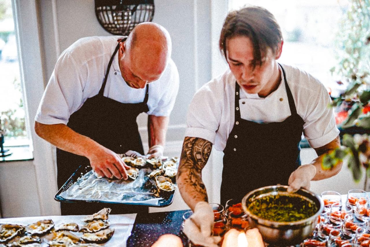 How to Hire a Qualified Catering Staff Within Days