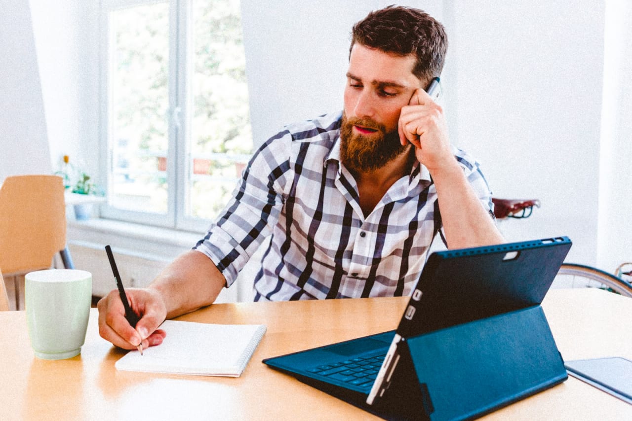 7 Independent Contractor Jobs To Give Your Wallet a Boost