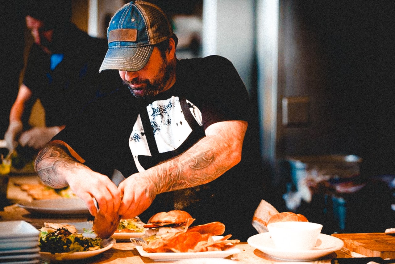 How to Make Money Cooking in Side Hustles