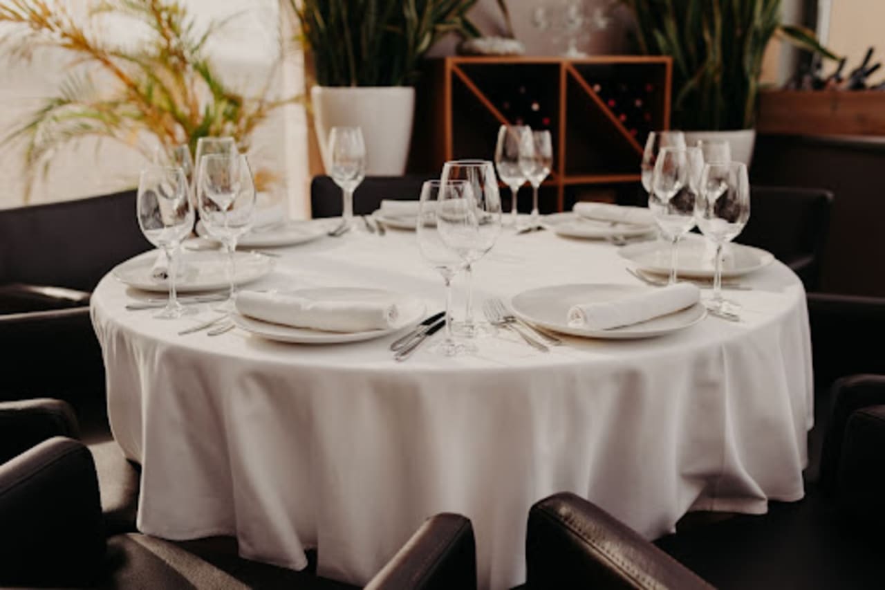 The 5 Best Restaurants to Work at in Los Angeles, Hands Down
