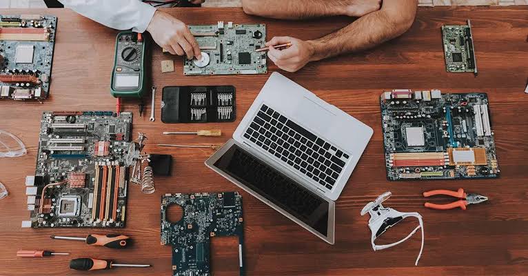 Computer and Laptop Reparing