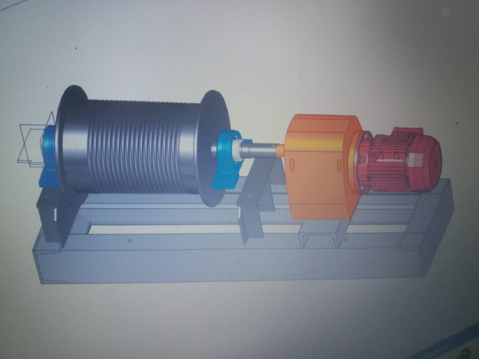Wire rope winch