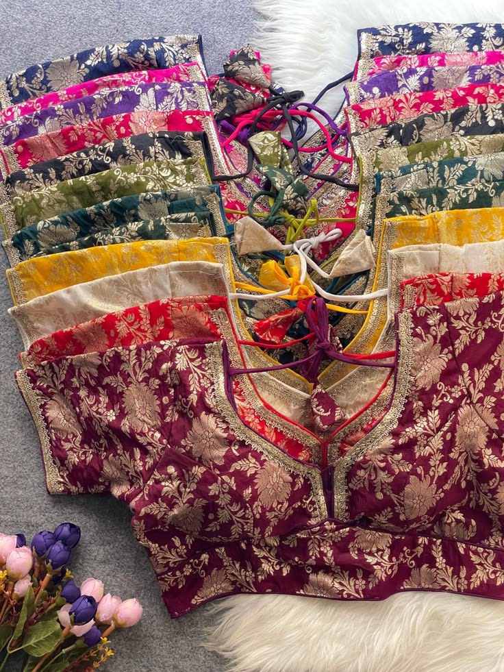 Readymade Blouses in Indirapuram