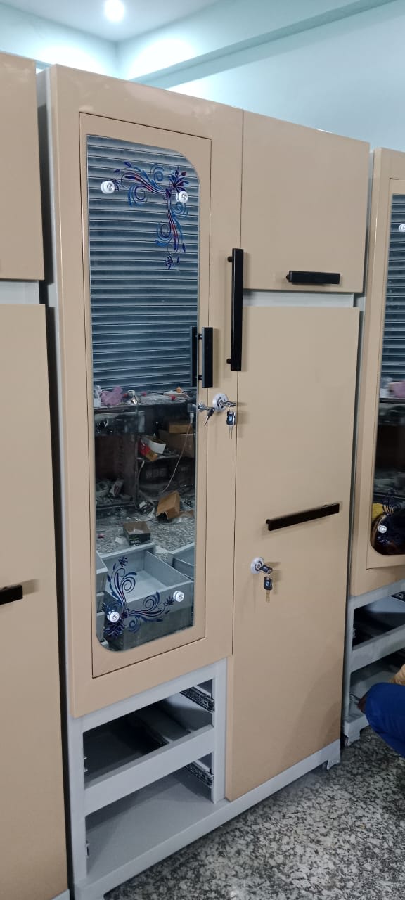 Modern Almirah & Wardrobes