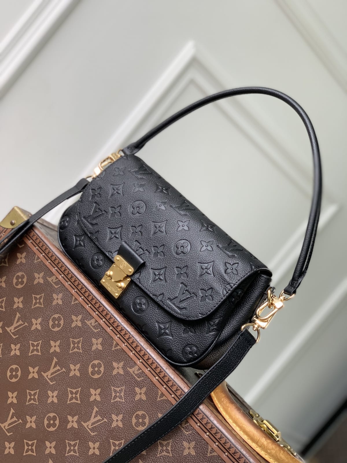 Pochette Métis Soft PM Handbag Monogram Empreinte Leather