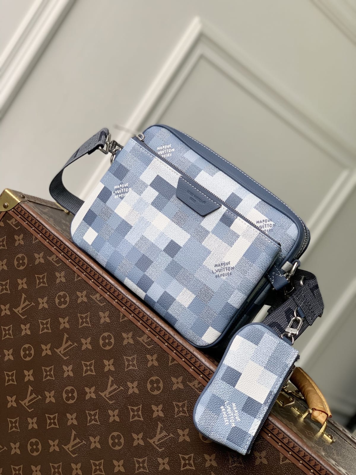 Trio Messenger Bag Damoflage Canvas Blue