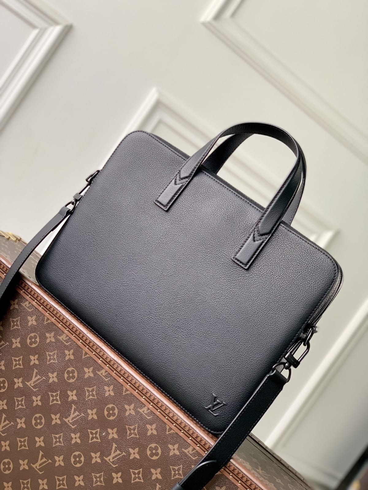 Gate Waxed Leather Briefcase