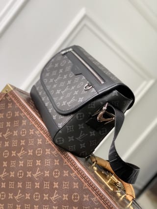 Courrier Monogram Eclipse Canvas Messenger Bag 3