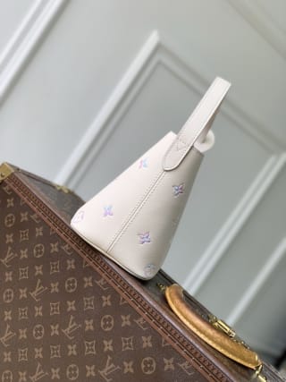 All In BB Monogram Empreinte Gradient Link Quartz Bag 4
