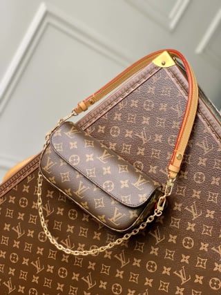 Wallet On Chain Ivy Monogram Coated Canvas Shoulder Bag 8