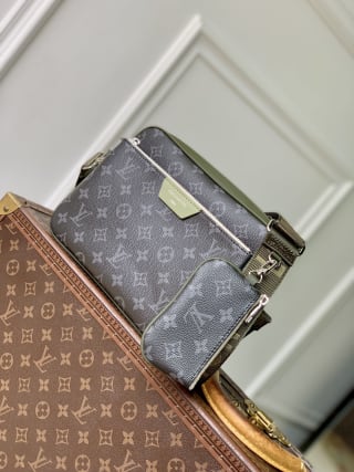 Trio Messenger Bag 1