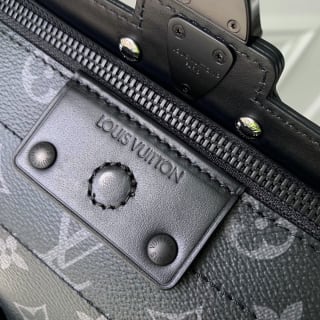 Soul Trunk East West Shoulder Bag 8