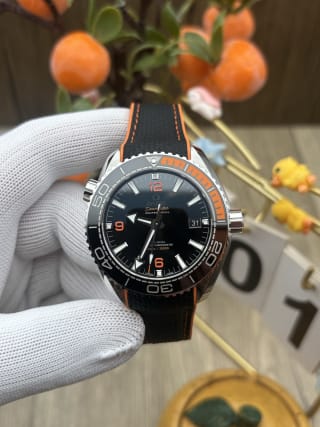Seamaster Planet Ocean 600M Black Orange Dial 1