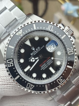 Sea-Dweller 43 Single Red Dial 3