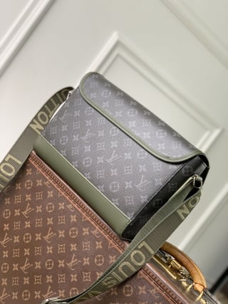 Courrier Monogram Eclipse Messenger Bag 2