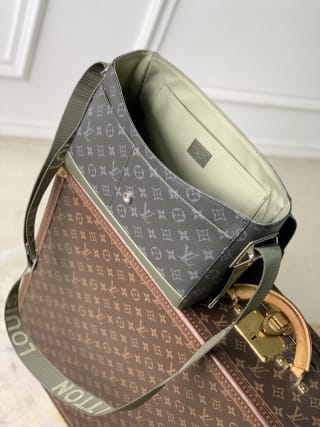 Courrier Monogram Eclipse Messenger Bag 5