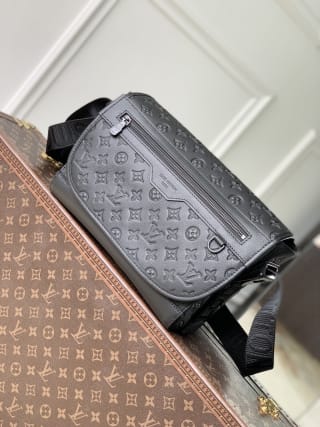 Courrier Messenger Bag Monogram Shadow Leather 1