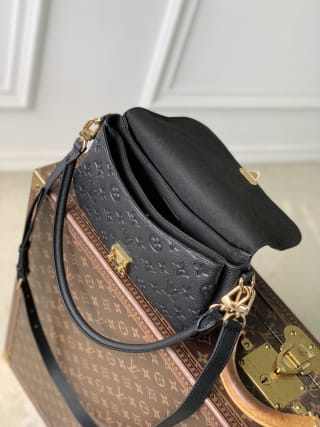 Pochette Métis Soft PM Handbag Monogram Empreinte Leather 5