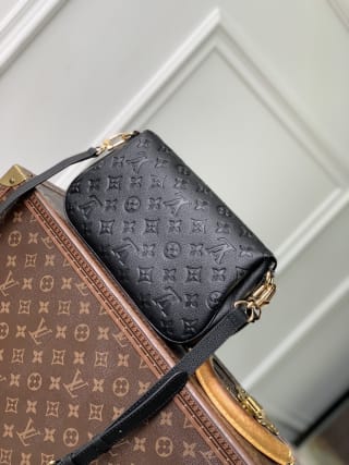 Pochette Métis Soft PM Handbag Monogram Empreinte Leather 2