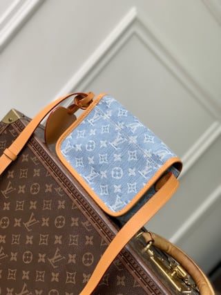 Satchel Monogram Denim Wearable Wallet 2