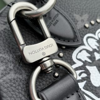 Speedy P9 Bandoulière 30 Top Handle Bag Cat Studs 7