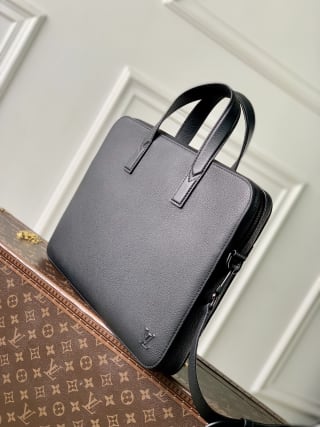 Gate Waxed Leather Briefcase 3
