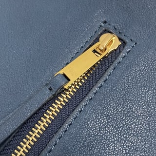 Half Moon Soft Triomphe Shoulder Bag 13
