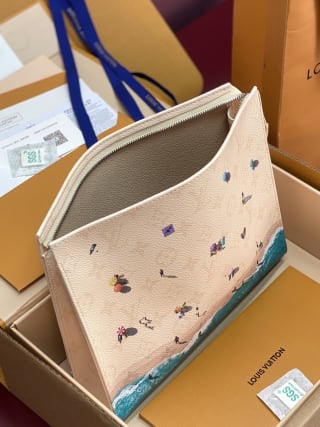 Poche Toilette GM Beach Monogram Clutch Bag 7