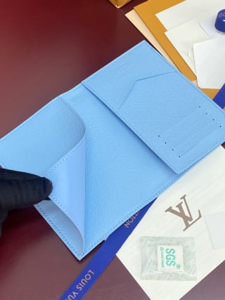Passport Cover Paraglider Monogram 6