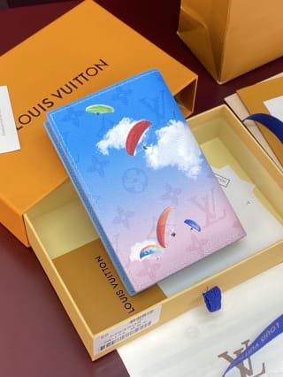 Passport Cover Paraglider Monogram 2