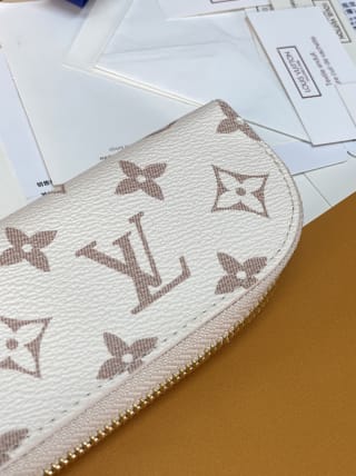 Charlotte Pencil Case Monogram Canvas 7