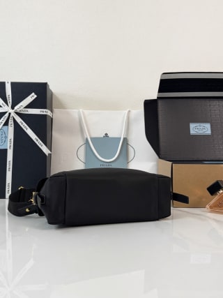 Explore Nylon Shoulder Bag 5