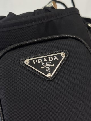 Re-Nylon Smartphone Crossbody Bag 8