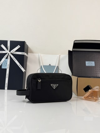 Re-Nylon Travel Pouch 3
