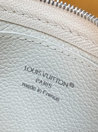 Key Pouch Monogram Empreinte Gradient 8