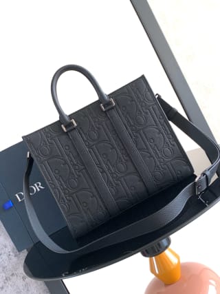 Gravity East-West Medium Bag 2