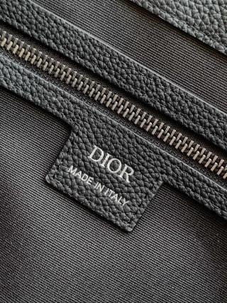 Gravity East-West Medium Bag 9