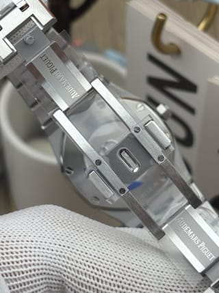 Royal Oak Quartz 33 mm Stainless Steel 9