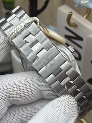 Overseas Self-Winding 41mm Blue Dial Steel 8