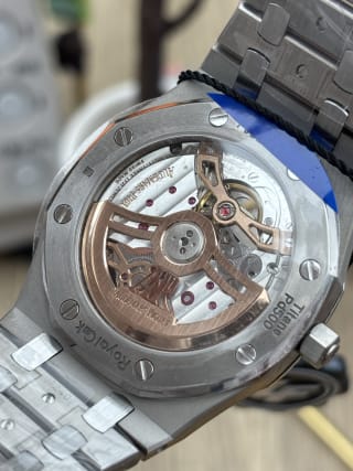 Royal Oak “Jumbo” Extra-Thin 39mm Smoked Burgundy 5