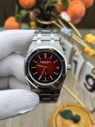Royal Oak “Jumbo” Extra-Thin 39mm Smoked Burgundy 1