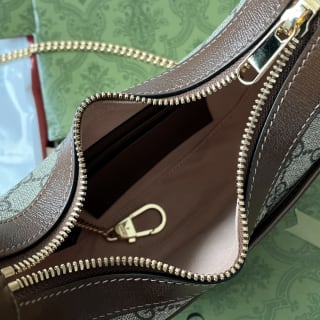 GG Half-Moon Shaped Shoulder Bag 8