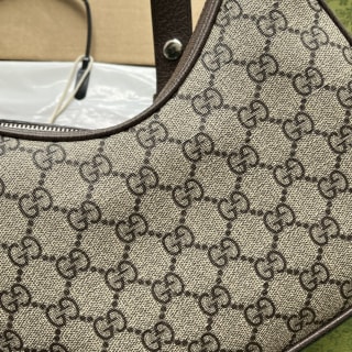 Attache Small Shoulder Bag 7