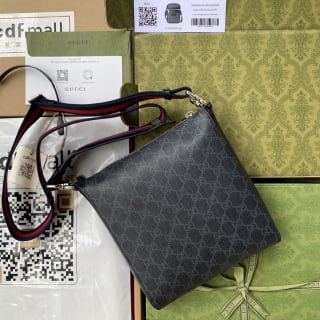 GG Supreme Canvas Messenger Bag 2